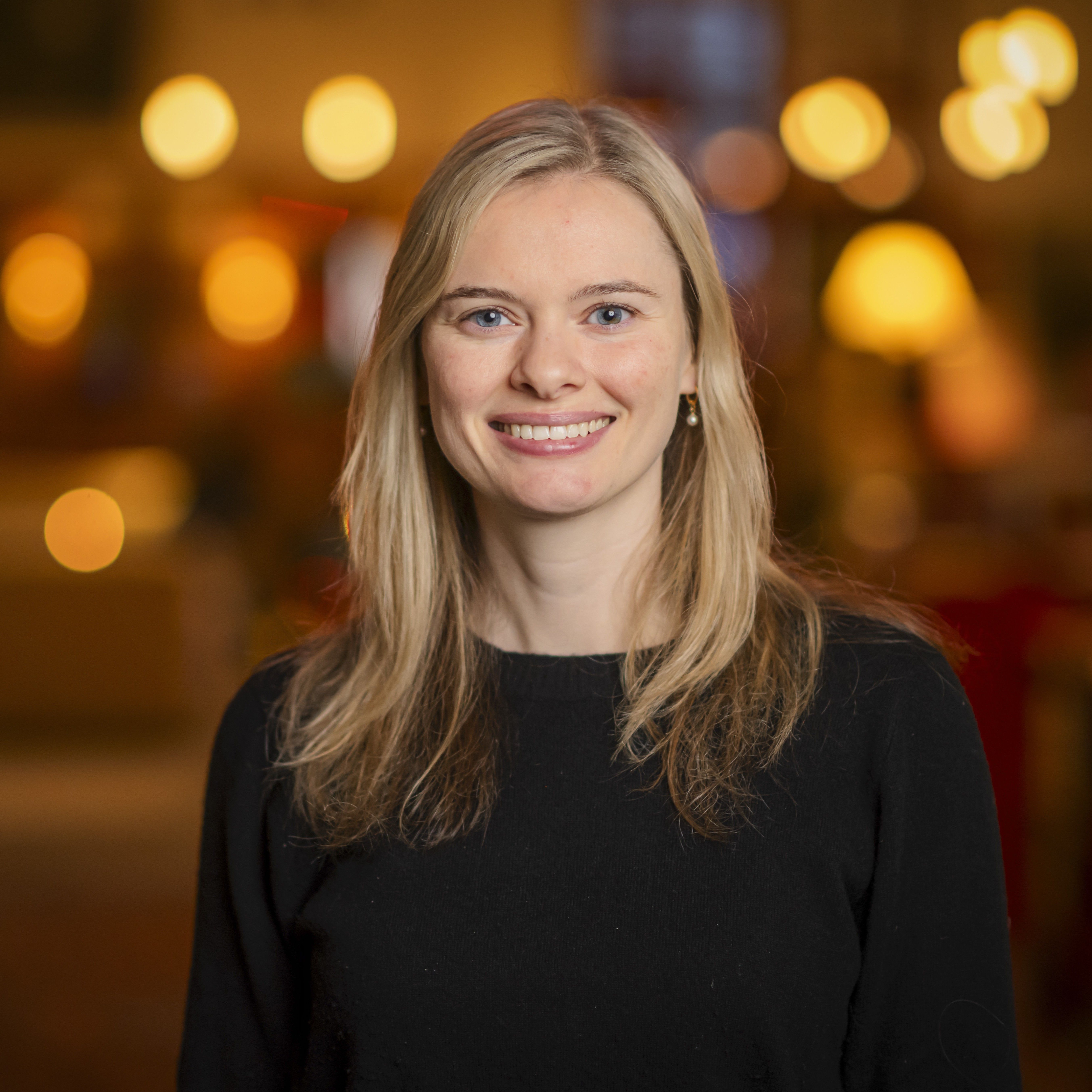 Hines headshot sq.jpg