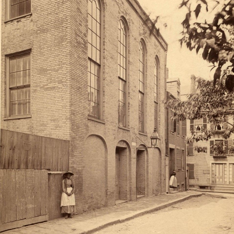 lsta2_015_1450_lg square.jpg