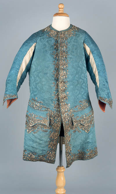 Coat belonging to Andrew Oliver, Jr. Figured silk, plain silk, silver gilt thread, silver spangles Coat belonging to Andrew Oliver, Jr. Figured silk, plain silk, silver gilt thread, silver spangles