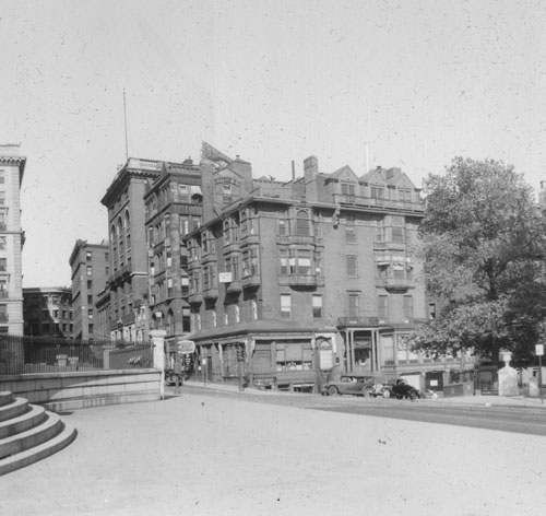 `Cor. Beacon & Park St.` Lantern slide