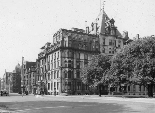 Hotel Vendome, cor. Dartmouth St. & Commonwealth Ave. Lantern slide