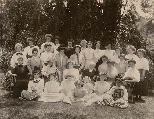 Misses Allen School teachers and students Photograph
