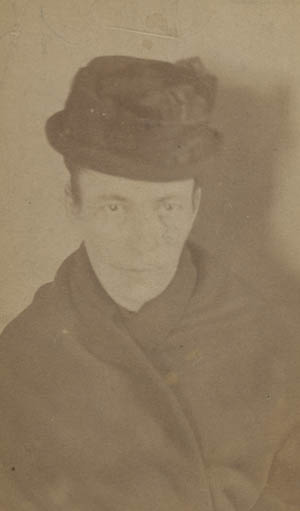 Unidentified woman Carte de visite